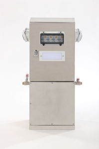 torreta de suministro de agua / de suministro eléctrico / con iluminación integrada / para pantalán