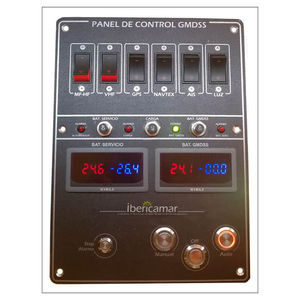 panel de mando para barco profesional