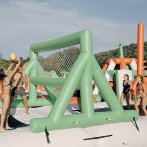 juego acuático cancha de voleibol