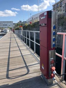 torreta de suministro eléctrico 1