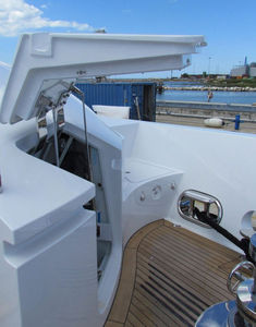 puerta para yate