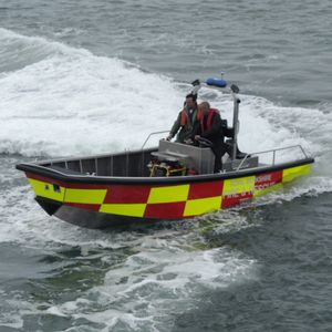 barco profesional barco de salvamento