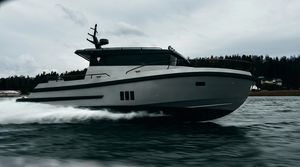 barco cabinado intraborda 1