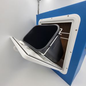 cubo de basura para barco