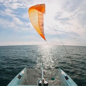 sistema de cometas para propulsión eólica para barco