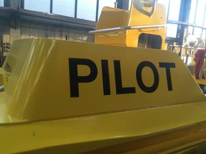 embarcación piloto