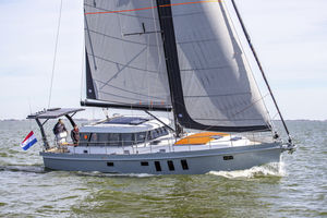 yate de vela de crucero