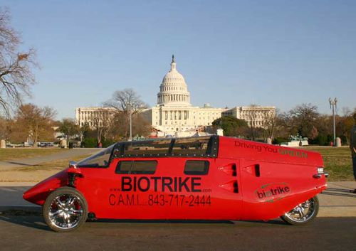 Coche anfibio - BioTrike - Cool Amphibious Manufacturers International, LLC.