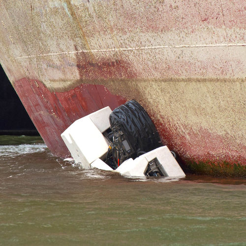 ROV para la limpieza del casco - Fleet Cleaner