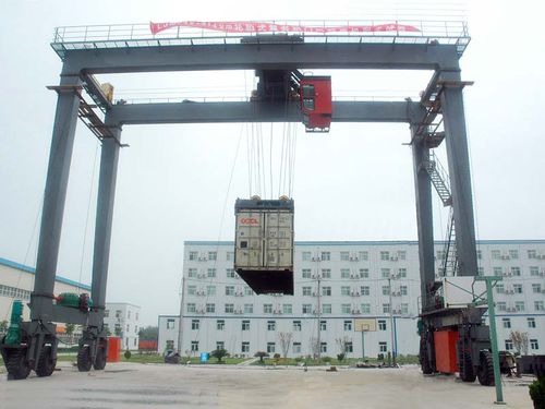 Grúa pórtico para contenedores - Rubber-Tyred  - Henan Haitai Ship Crane Co., Ltd.