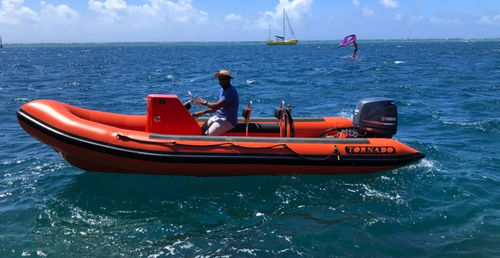 Barco profesional barco de trabajo - 5.4M  - Tornado Boats International ApS - fueraborda / RIB / para uso polivalente
