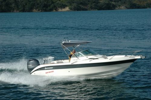 Walkaround fueraborda - 685 EL DORADO - Buccaneer - con doble consola / de pesca deportiva / 8 personas máx.