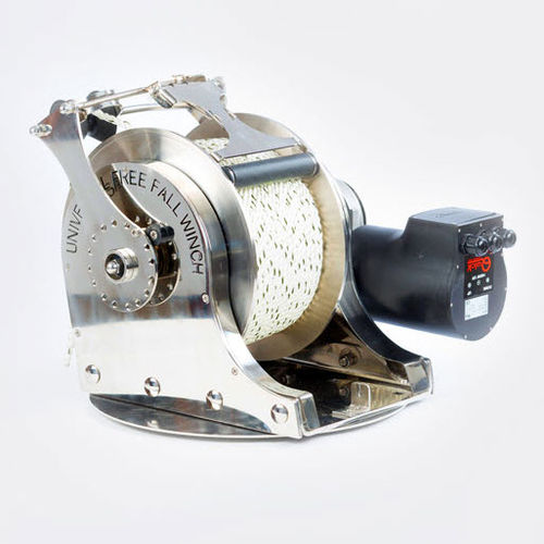 Chigre para barco - UFFW 3400 - Universal Free Fall Winch Pty Ltd - para maniobrar anclas / motor eléctrico / tambor simple