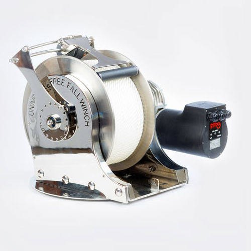 Chigre para barco - UFFW 3600 - Universal Free Fall Winch Pty Ltd - para maniobrar anclas / motor eléctrico / tambor simple