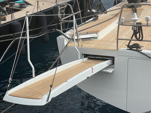 Pasarela para yate - D1.5 - CARBON EQUIPMENT ltd - abatible / manual / de carbono