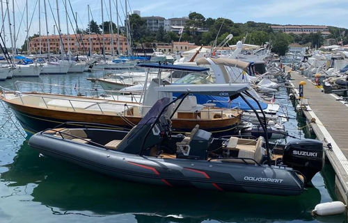 Embarcación neumática fueraborda - 700 - AQUASPIRIT - RIB / escalonado / con consola central