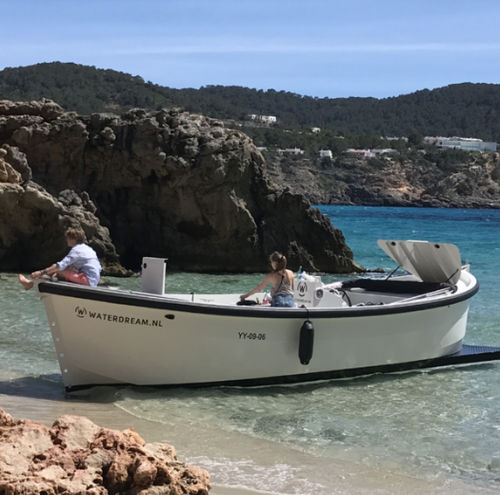 Barco open intraborda - Ibiza - Waterdream BV - con consola central / de esquí acuático / de aluminio