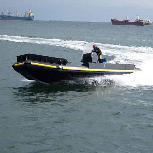 Barco profesional barco para acuicultura - akuakare - fueraborda / de PEAD