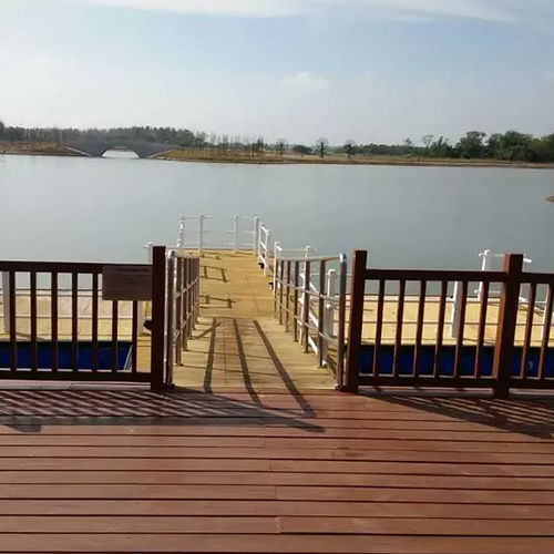 Pasarela para puerto deportivo - Shanghai Qihua Waterborne Engineering Construction Co., Ltd - flotante / de aluminio / con baranda