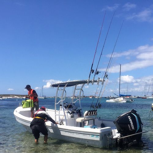 Barco open fueraborda - PRO 22 - PANGA FERRET - bimotor / casco de planeo / con consola central