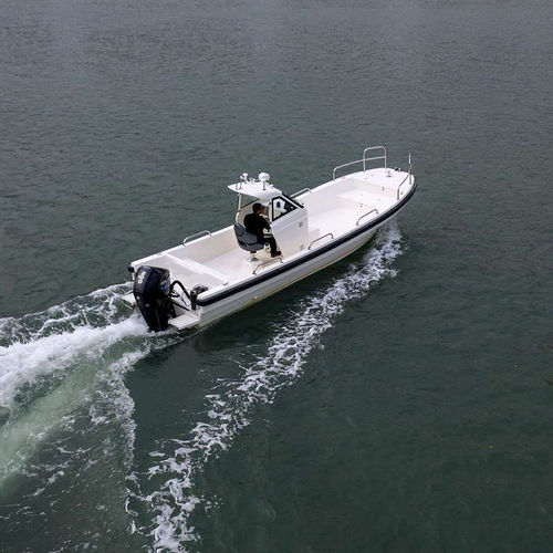 Barco open fueraborda - PRO 27 - PANGA FERRET - bimotor / casco de planeo / con consola central