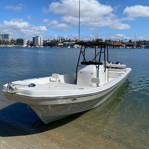 Barco open fueraborda - PRO 31 - PANGA FERRET - bimotor / casco de planeo / con consola central