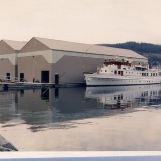 Cubierta técnica para barco - Reed Point - International Marine Floatation Systems, Inc. (IMFS)