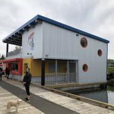 Restaurante flotante - Barb's - International Marine Floatation Systems, Inc. (IMFS)