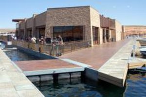 Restaurante flotante - Antelope Point - International Marine Floatation Systems, Inc. (IMFS)