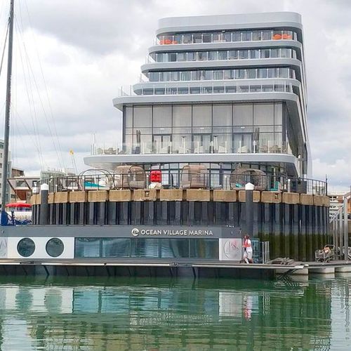 Oficina flotante - Ocean Village - Eco Floating Homes
