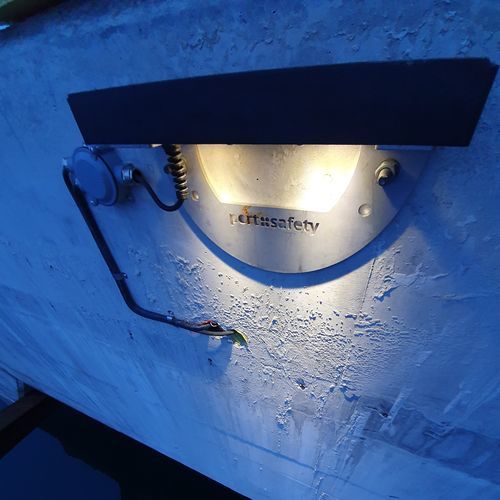 Iluminación para pantalanes LED - Grid Powered - PORT-SAFETY