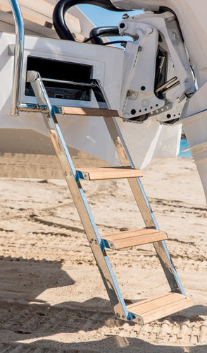 Escalera de baño - NOVAL - para barco / plegable / eléctrica