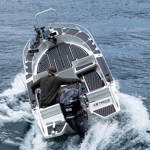 Barco open fueraborda - 1770 Enduro - Extreme Boats EU Ltd. - con consola lateral / de pesca deportiva / de aluminio