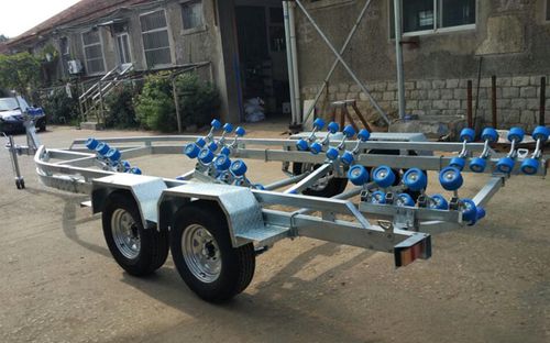 Remolque de carretera - 8.5m - qingdao sk marine & equipments - para trabajos pesados / para barco