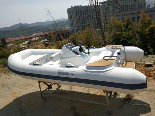Embarcación neumática hidrojet - JETBOAT 390  - qingdao sk marine & equipments - gasolina / semirrígida / con consola central
