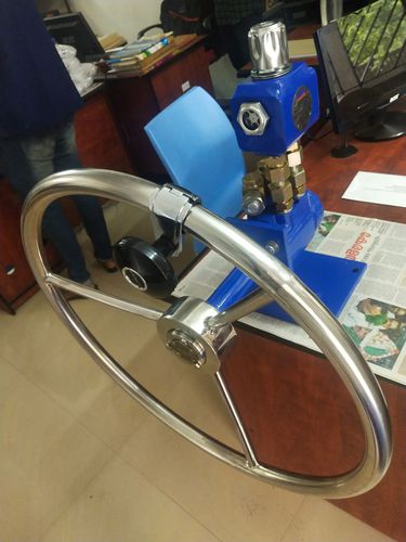 Volante para barco de motor de acero inoxidable - Mac-N-Hom Marine Equipments P Ltd