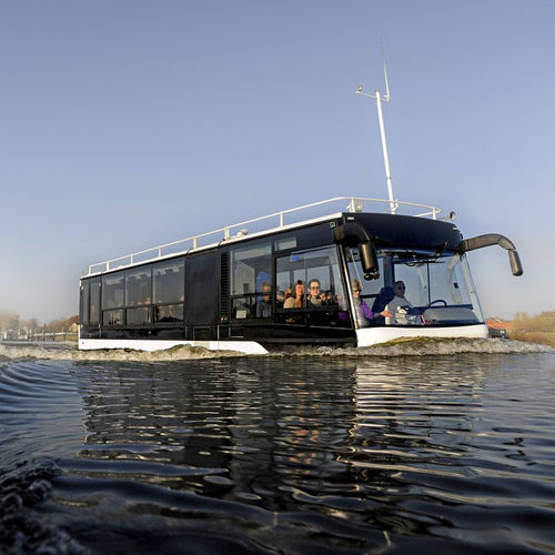 Coche anfibio - Swimbus International Ltd.