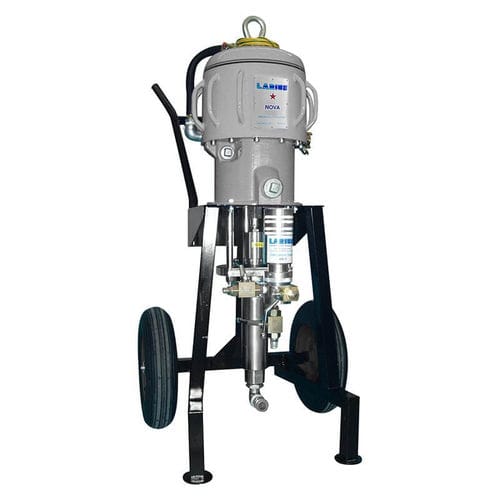 Máquina de pulverización de pintura móvil - NOVA 68:1 - Larius - para astillero naval
