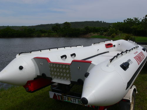 Embarcación neumática catamarán - 4.1m Aquacat - Aquarius Inflatables - fueraborda / semirrígida / open