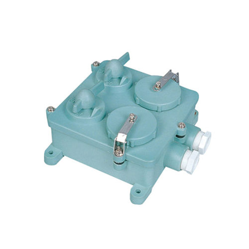 Enchufe estanco para buque - IMPA 792832 - Zhejiang Bozhou Marine Electric Technology Co., Ltd. - para barco / hembra / con interruptor