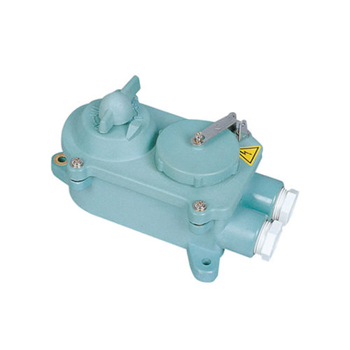 Enchufe estanco para buque - IMPA 792857 - Zhejiang Bozhou Marine Electric Technology Co., Ltd. - para barco / hembra / con interruptor