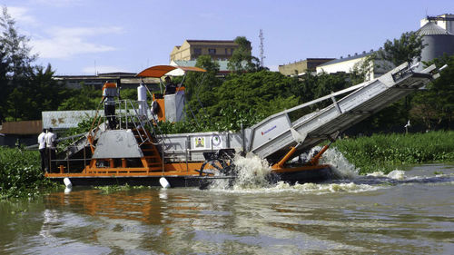 Barco profesional barco recolector de algas - KENYA - Italdraghe - catamarán / intraborda