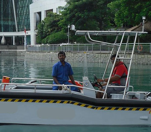Bote intraborda - Scavenger E15 - Five Aluminium Boat and Engineering Pte Ltd - eléctrico / de aluminio / 100 % reciclable