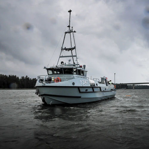 Barco profesional barco de vigilancia - MPV 2000 - Kewatec - intraborda / para uso polivalente