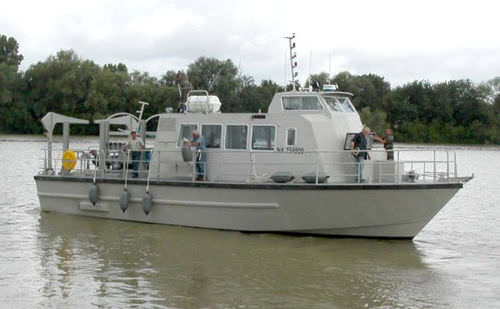 Barco profesional barco de vigilancia - 16 / 12 - Alumarine Shipyard - intraborda / de aluminio / embarcación neumática semirrígida