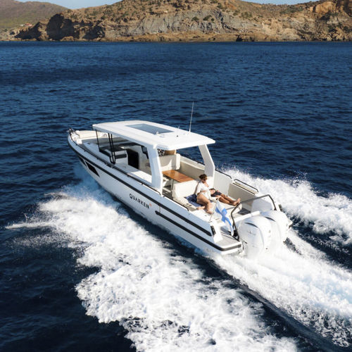 Barco cabinado fueraborda - 35 Grand Tourer - QUARKEN Boats - bimotor / open / soft-top