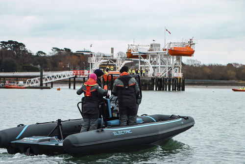 Barco profesional barco de vigilancia - Pulse 63 - RS Electric Boats Ltd. - barco de búsqueda y rescate / embarcación de servicio portuario / barco para acuicultura