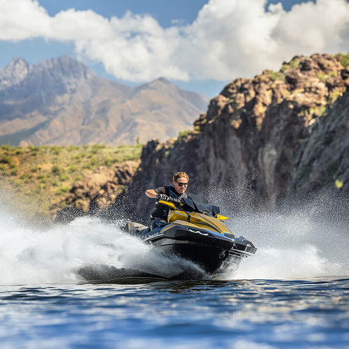 Moto de agua sedente - ULTRA® 310LX - Kawasaki - para tres personas / 310 cv / de 4 tiempos