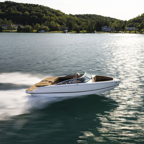 Runabout intraborda - H4 - Four Winns - open / con doble consola / bow-rider