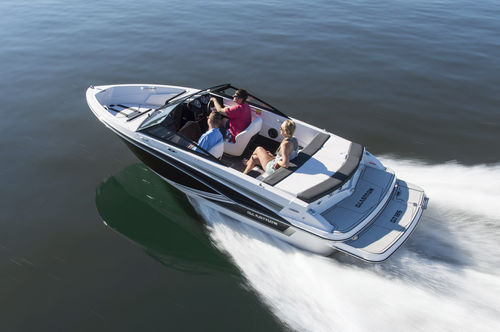 Runabout intraborda - GT 185 - Glastron - bow-rider / con doble consola / de wakeboard